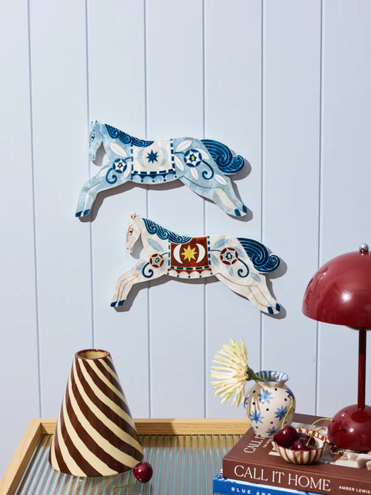 Paloma Horse Heart Shell Wall Tile