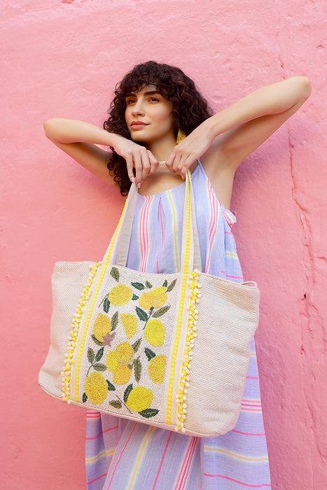 Make Lemonade Tote Bag