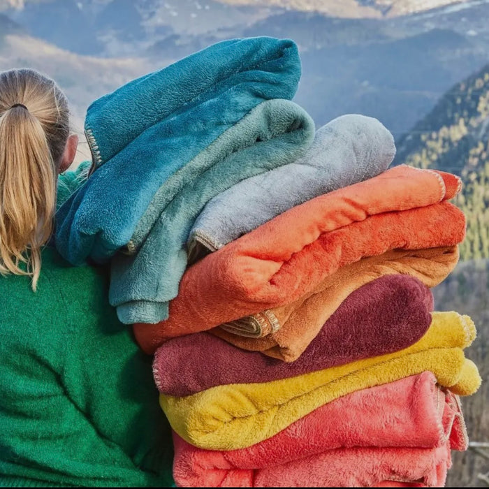 Soft Fleece Throw Caramel
