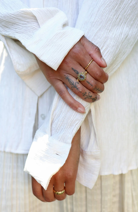 Round Halo Ring Blue