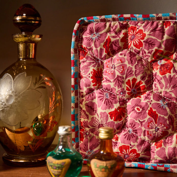 Magnolia Vanity Bag